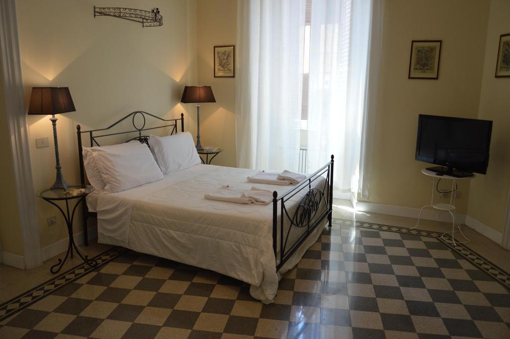 Paola A Trastevere Rome Room photo