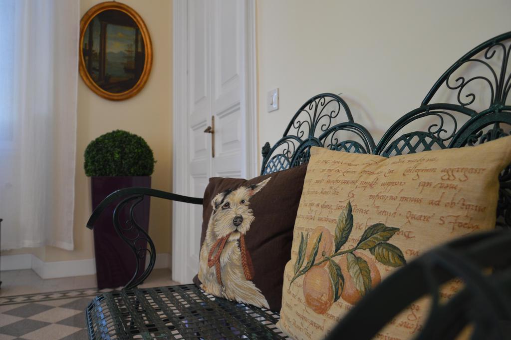 Paola A Trastevere Rome Room photo